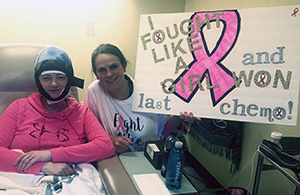 Cancer patient keeps her cool and her hair during chemotherapy