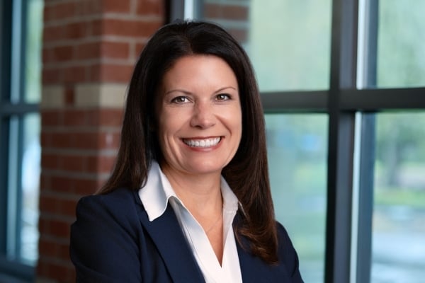 RBernstein_600 x 400 Headshots