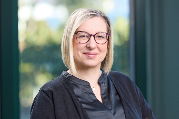 Sturtevant_Faye-1575-600 x 400